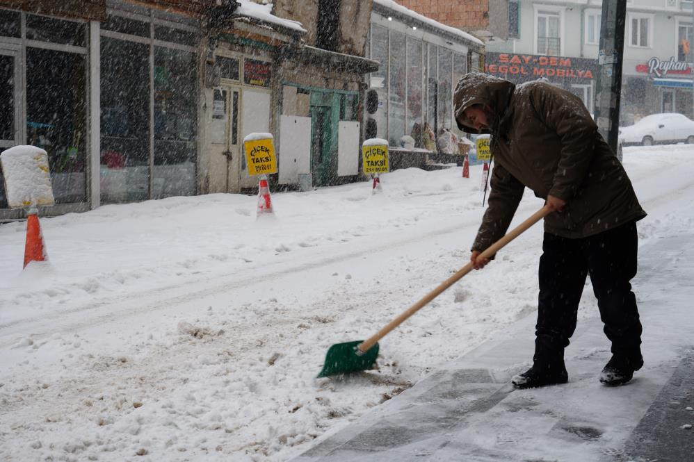  Kar kalınlığı 40 santimetreye ulaştı Memleket özlenen kışa kavuştu