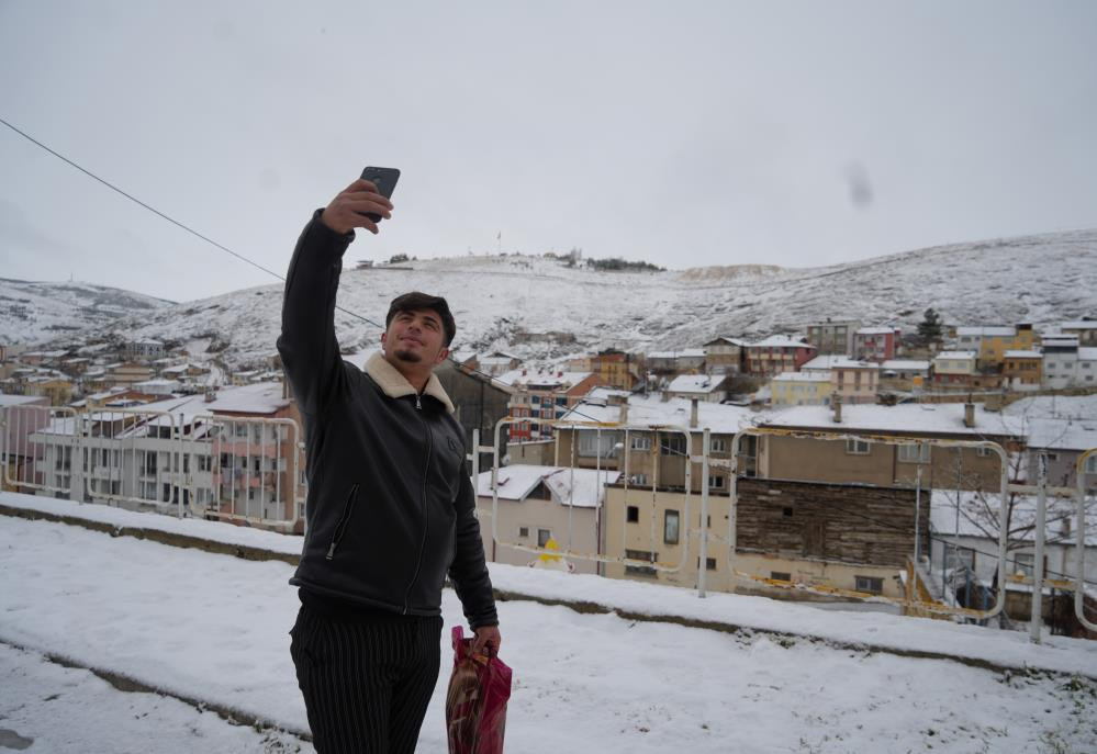  Kar kalınlığı 40 santimetreye ulaştı Memleket özlenen kışa kavuştu