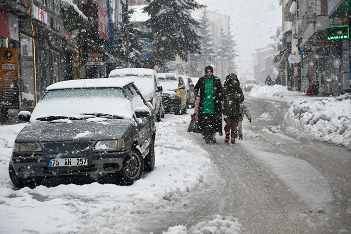  Kar kalınlığı 40 santimetreye ulaştı Memleket özlenen kışa kavuştu
