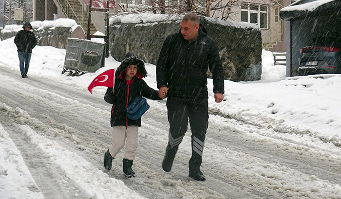  Kar kalınlığı 40 santimetreye ulaştı Memleket özlenen kışa kavuştu