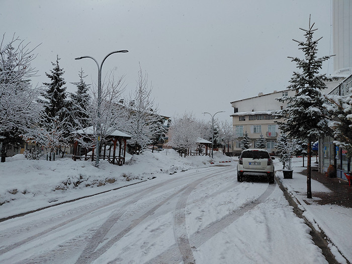  Kar kalınlığı 40 santimetreye ulaştı Memleket özlenen kışa kavuştu