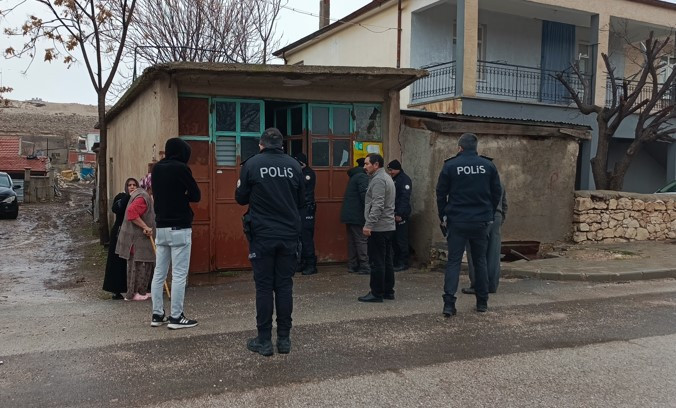 Av tüfeğiyle kazara kendini vuran veteriner, ağır yaralandı