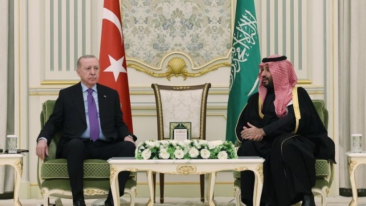 Cumhurbaşkanı Erdoğan: İran ile ABD arasında arabuluculuk rolünü üstlenmeye hazırız ve temasları sürdürüyoruz