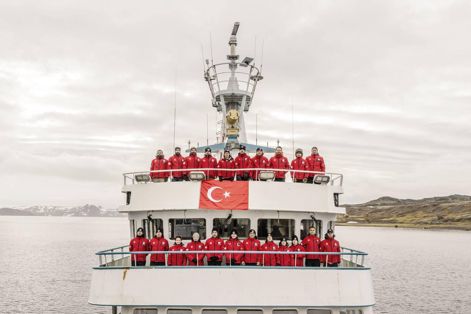 14 bin kilometre yol yaptılar... Beyaz Kıta’ya bilim seferi