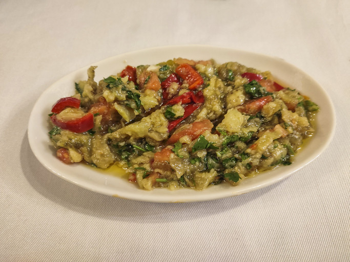 3- CEVİZLİ ILIK PATLICAN SALATASI 3- CEVİZLİ ILIK PATLICAN SALATASI