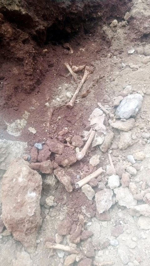 Altyapı çalışmasındaki kazıda bulundu Hemen polisi aradılar, çalışmalar durduruldu