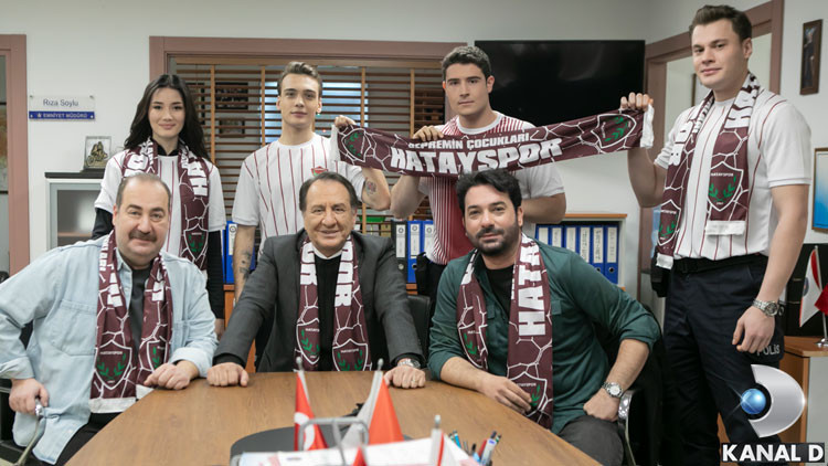 'Arka Sokaklar' depremi unutmadı