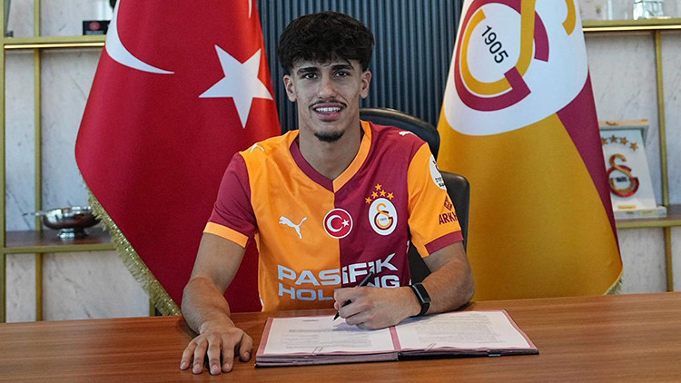 Transferin bitimine saatler kala Galatasaray formasını giydi, imzayı attı!