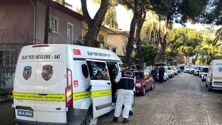 Feci olay... Yaşlı çift evlerinde bıçaklanarak öldürülmüş halde bulundu