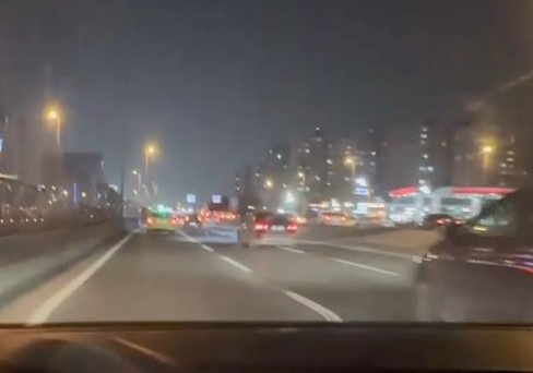 Bahçelievler'de trafikte makas attığı anlar sanal medyada yayınlana 2 sürücü yakalandı