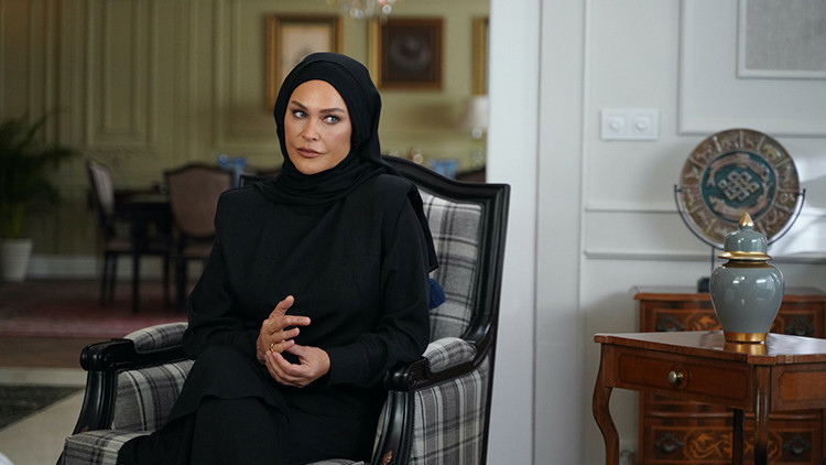 Aynı Yağmur Altında Oyuncuları Kimler