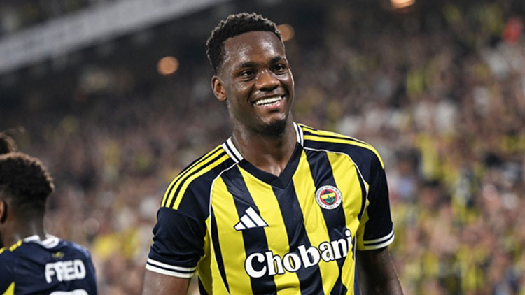 Fenerbahçe'den ayrılan Jhon Duran'ı Zenit resmen açıkladı