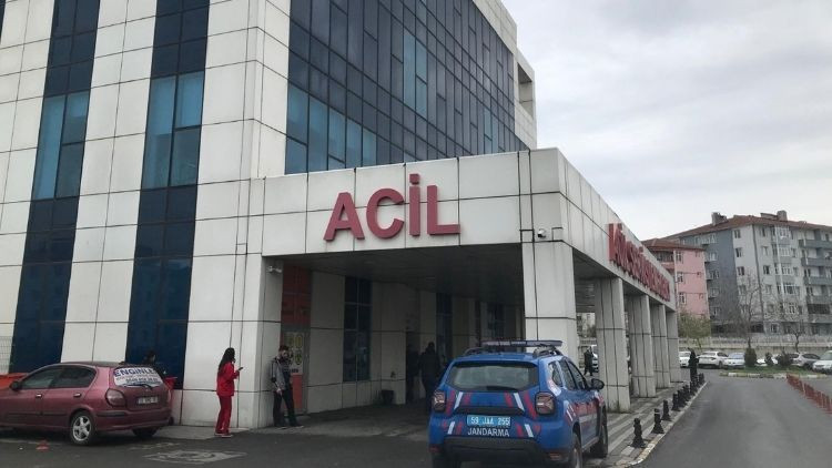 Şantaj yapan arkadaşını 7 bıçak darbesiyle öldürdü