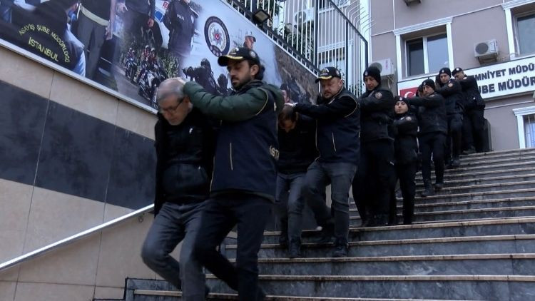 Yatırım vaadiyle 127 milyon lira dolandırdılar…. 40 şüpheli tutuklandı