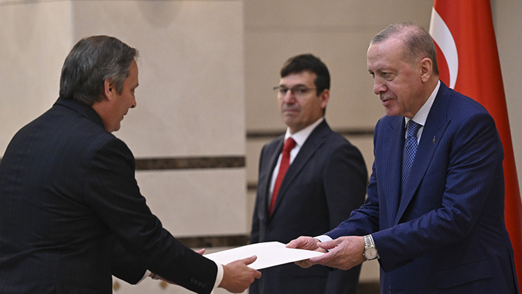 Cumhurbaşkanı Erdoğan, 3 ülkenin büyükelçisini kabul etti