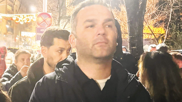 Belediye Başkanı tacizden tutuklandı