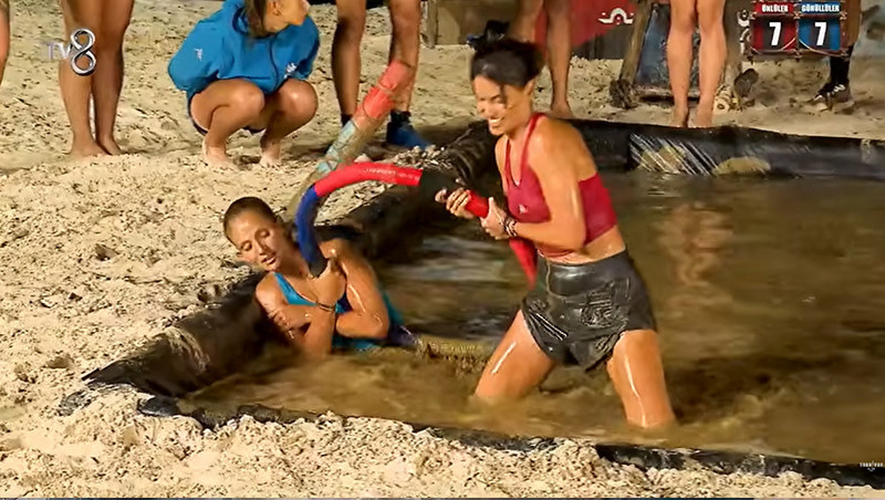 SURVİVOR 1. ELEME ADAYI KİM OLDU, POTAYA KİM GİTTİ (11 ŞUBAT 2026 ÇARŞAMBA- SON BÖLÜM) | Dün akşam Survivor son bölüm eleme potasına kim gitti, 1. dokunulmazlık oyununu hangi takım kazandı İşte Survivor 2026 Ünlüler Gönüllüler son bölüm eleme adayı SURVİVOR 1. ELEME ADAYI KİM OLDU, POTAYA KİM GİTTİ (11 ŞUBAT 2026 ÇARŞAMBA- SON BÖLÜM) | Dün akşam Survivor son bölüm eleme potasına kim gitti, 1. dokunulmazlık oyununu hangi takım kazandı İşte Survivor 2026 Ünlüler Gönüllüler son bölüm eleme adayı