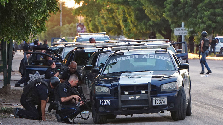 Meksika'da ordu ve kartel üyeleri arasında çatışma
