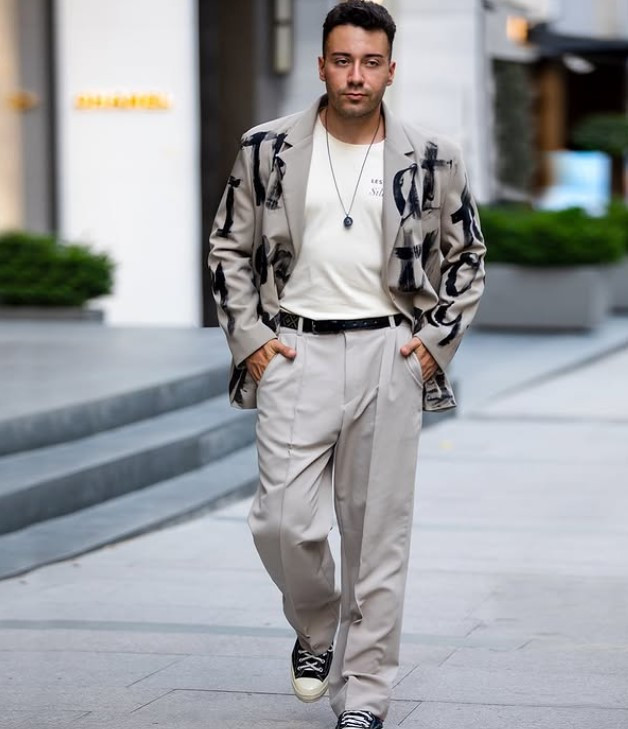 Enes Batur kimdir, kaç yaşında, nereli Fenomen Enes Batur gözaltına mı alındı, neden gözaltına alındı