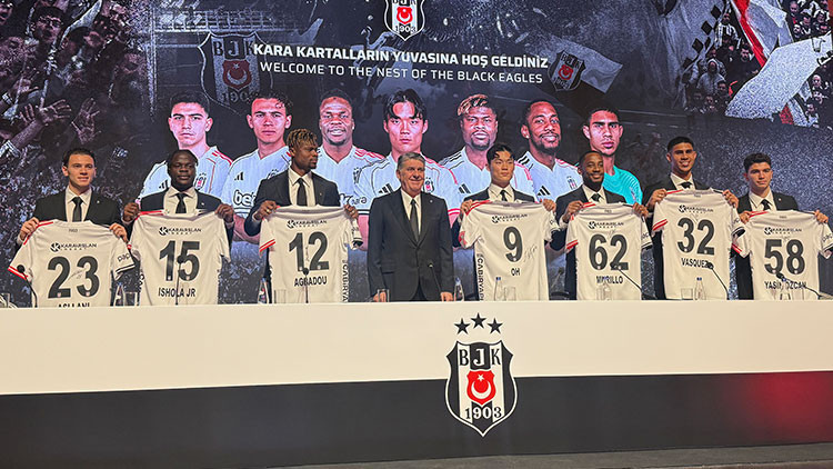 Beşiktaş'ın yeni transferleri imza töreninde konuştu: Gelişim zor oldu ama...