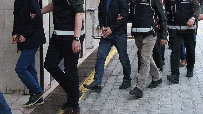 İstanbul merkezli 11 ilde FETÖ/PDY operasyonu: 93 gözaltı