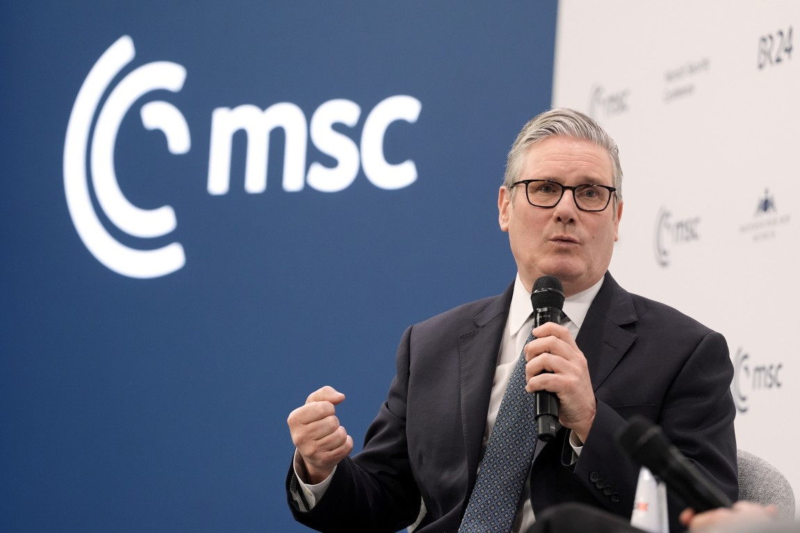 Starmer, Avrupa'nın daha Avrupalı NATO oluşturmak için birlikte ilerlemesi gerektiğini söyledi