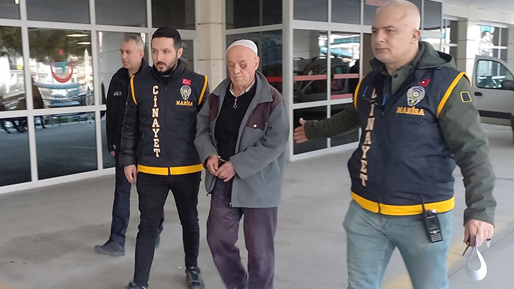 80 yaşındaki adam, 72 yaşındaki eşini öldürdü