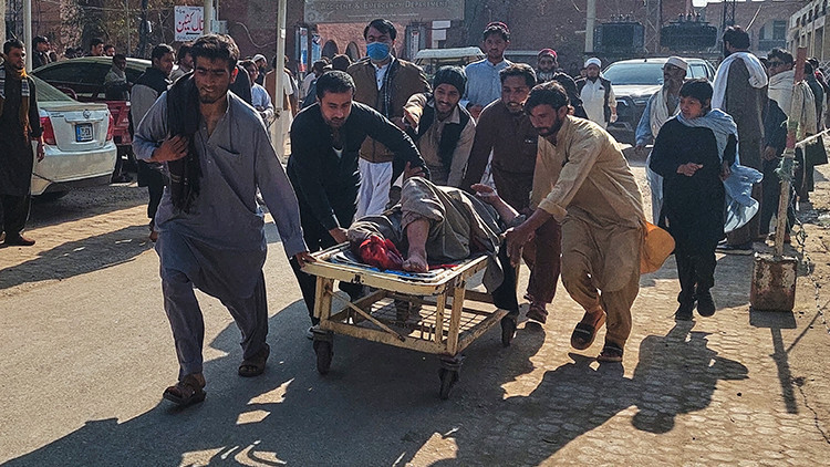 Pakistan'da terör saldırısı: Ölü ve yaralılar var