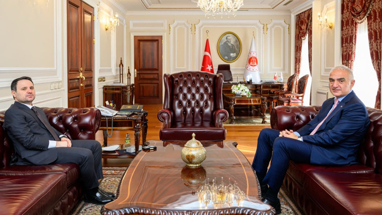 Bakan Ersoy'dan Bakan Gürlek'e ziyaret