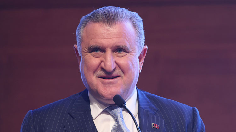 Bakan Bak: 2030’a kadar 100 bin yapay zeka girişimcisi yetiştireceğiz