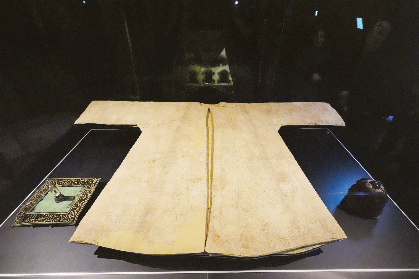 Hırka-i Şerif ziyarete açıldı