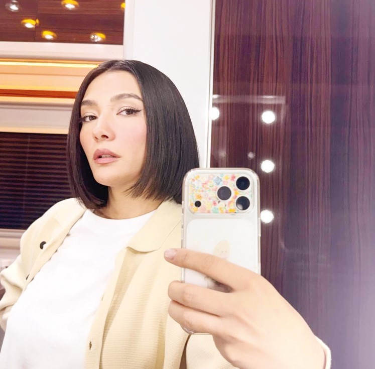 Lokumunuz saçını kestirdi Lokumunuz saçını kestirdi