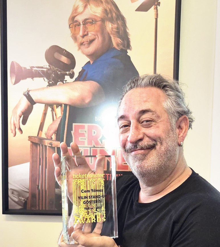 Ödül pozu Ödül pozu