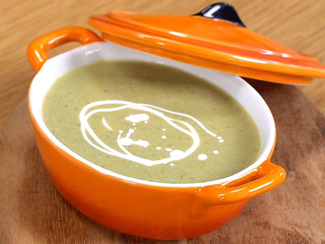Sıcacık bir fikir: Brokoli çorbası