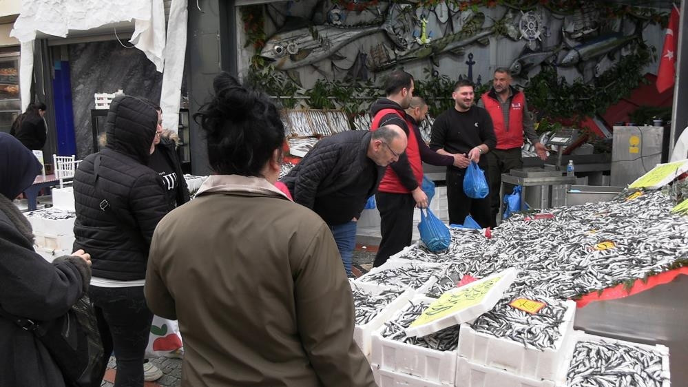 Sezon başında 400 liraydı 50 liraya kadar düştü: Bu yıl ilk kez oldu, rağbet oldukça fazla