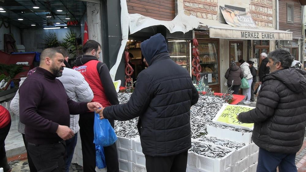 Sezon başında 400 liraydı 50 liraya kadar düştü: Bu yıl ilk kez oldu, rağbet oldukça fazla