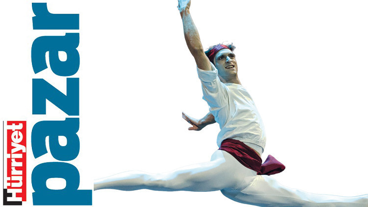 Ünlü topluluktaki tek Türk dansçı Efe Burak: ‘Sahnede dans ederken içimde bir alev hissediyorum’