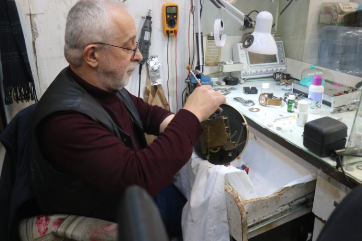 Yapabilmeniz için ellerinizin titrememesi gerekiyor Yapabilmeniz için ellerinizin titrememesi gerekiyor