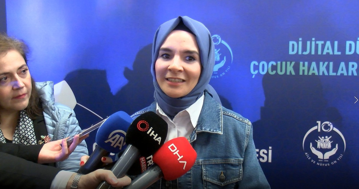 Aile ve Sosyal Hizmetler Bakanı Mahinur Özdemir Göktaş, 'Külliye'de Ramazan' etkinlik alanını ziyaret etti