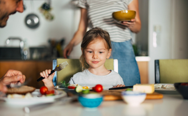 Çocuğunuz yemek mi seçiyor Gerçek sebep sandığınız gibi değil...