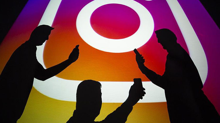 INSTAGRAM ÇÖKTÜ MÜ