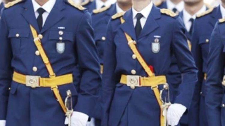 9 sözleşmeli er uyuşturucudan gözaltına alındı