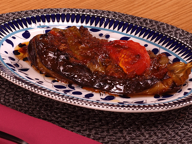 Anne usulü lezzetiyle: Karnıyarık