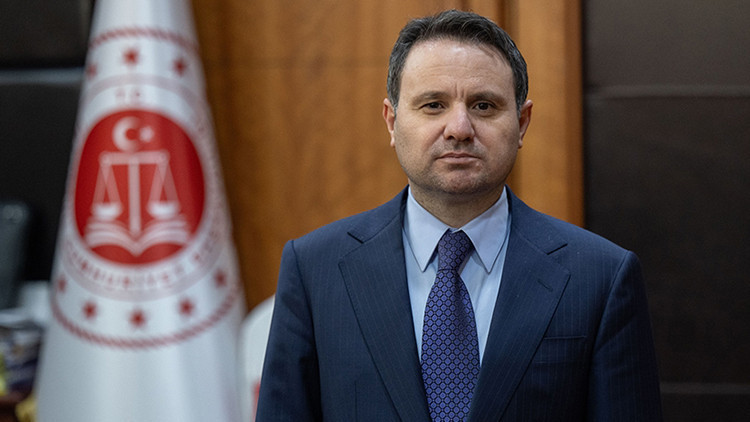 Son dakika: Bakan Gürlek'ten 81 il başsavcılıklarına yasa dışı bahis talimatı