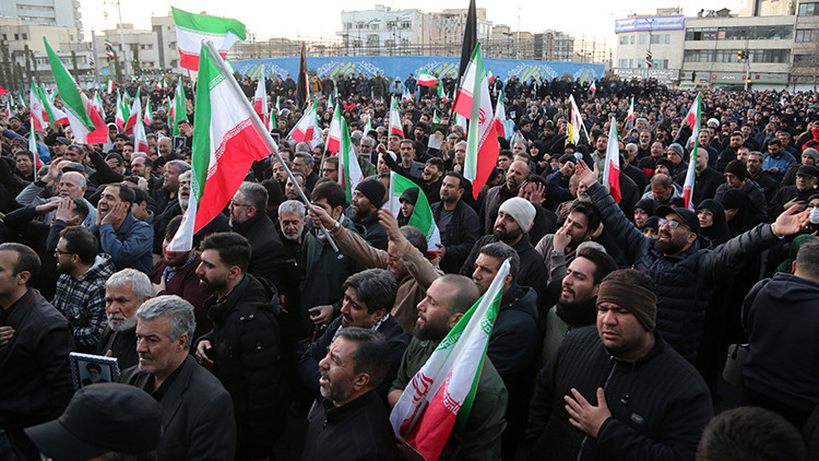 İranda Hamaneyin ölümü sonrası protesto ve yas dalgası