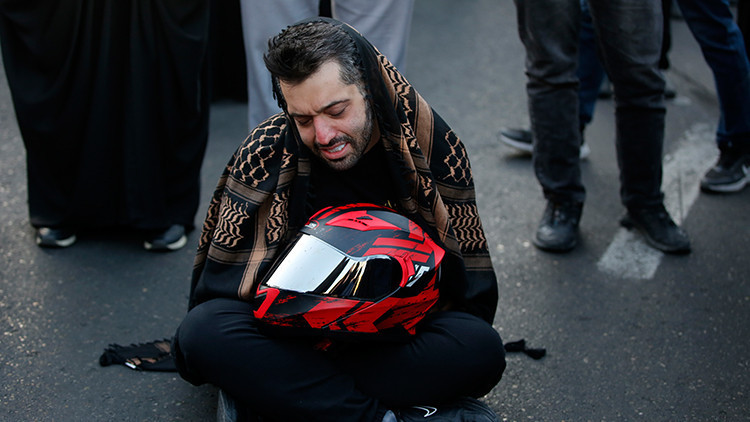 İranda Hamaneyin ölümü sonrası protesto ve yas dalgası