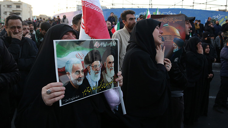 İranda Hamaneyin ölümü sonrası protesto ve yas dalgası