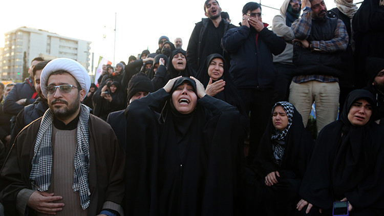 İranda Hamaneyin ölümü sonrası protesto ve yas dalgası