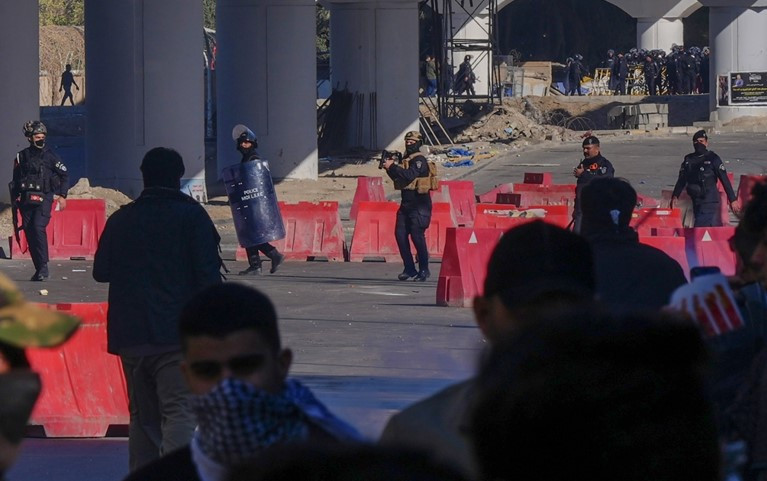 ABD ve İsrail vuruyor, İran karşılık veriyor... İşte savaş hattından en sıcak kareler