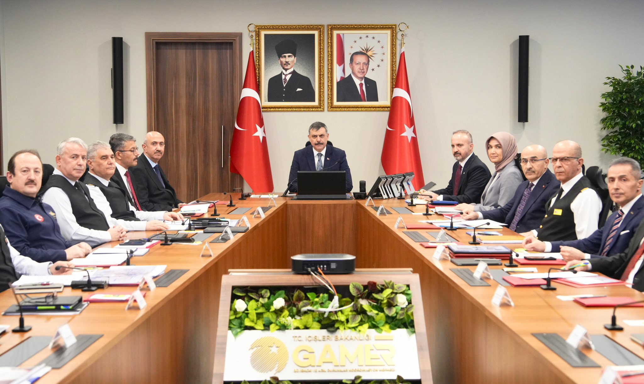 İçişleri Bakanı Çiftçi başkanlığında Sınır Güvenliği Toplantısı yapıldı